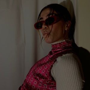 Meet your Posher, Serafina